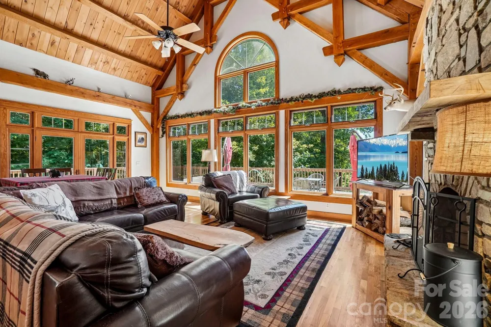 2705 Sand Branch Road Black Mountain, NC 28711