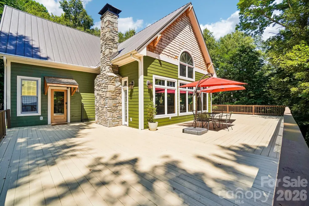2705 Sand Branch Road Black Mountain, NC 28711