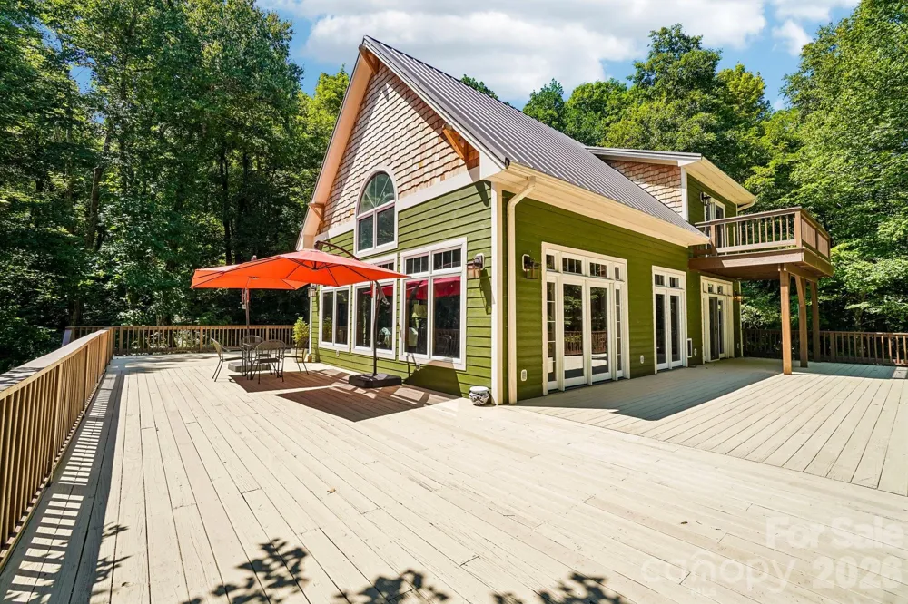 2705 Sand Branch Road Black Mountain, NC 28711