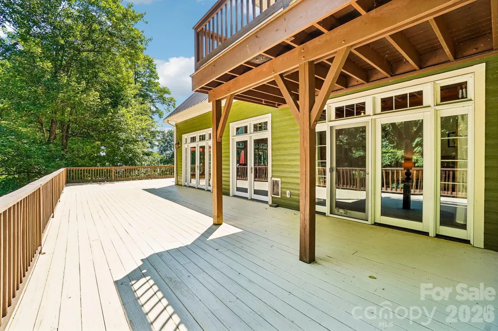 2705 Sand Branch Road Black Mountain, NC 28711