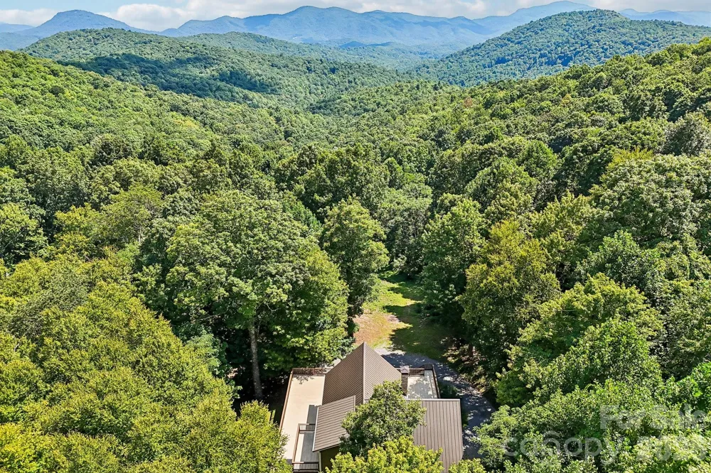 2705 Sand Branch Road Black Mountain, NC 28711