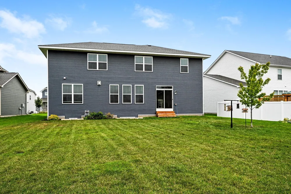 13370 Ardroe Avenue Rosemount, MN 55068