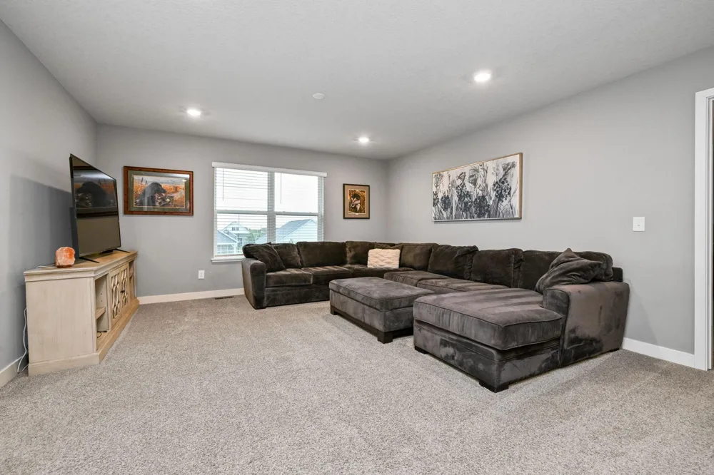 13370 Ardroe Avenue Rosemount, MN 55068
