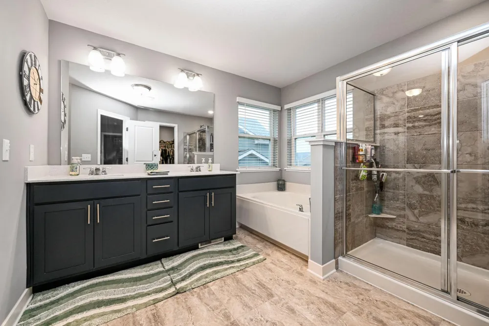 13370 Ardroe Avenue Rosemount, MN 55068