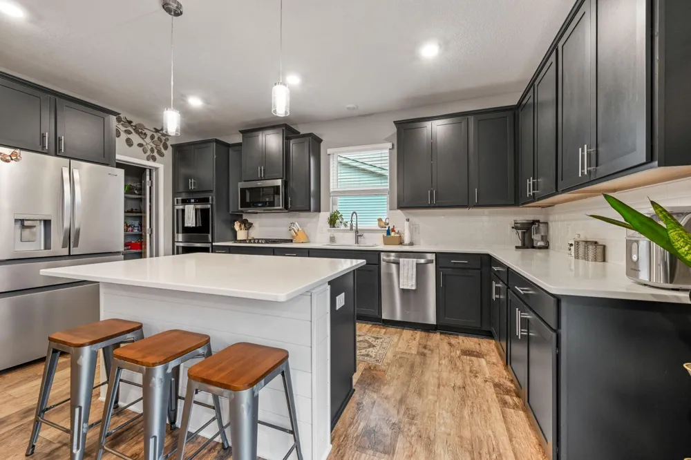 13370 Ardroe Avenue Rosemount, MN 55068