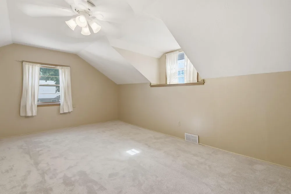 667 Wheelock Parkway W Saint Paul, MN 55117