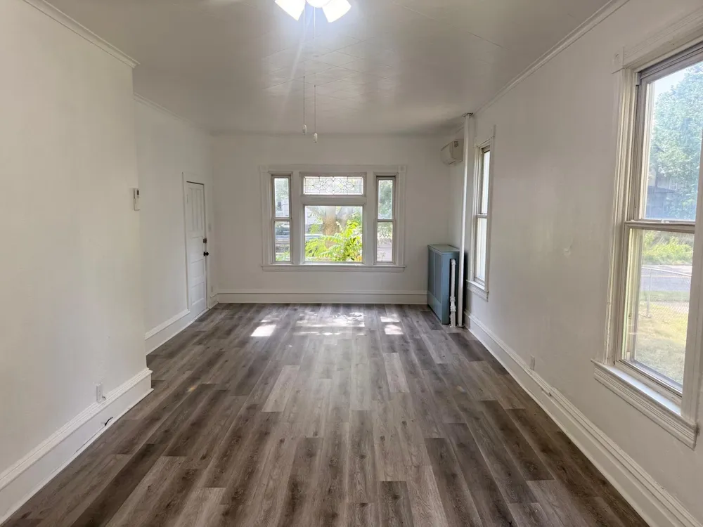 657 Plum Street Saint Paul, MN 55106