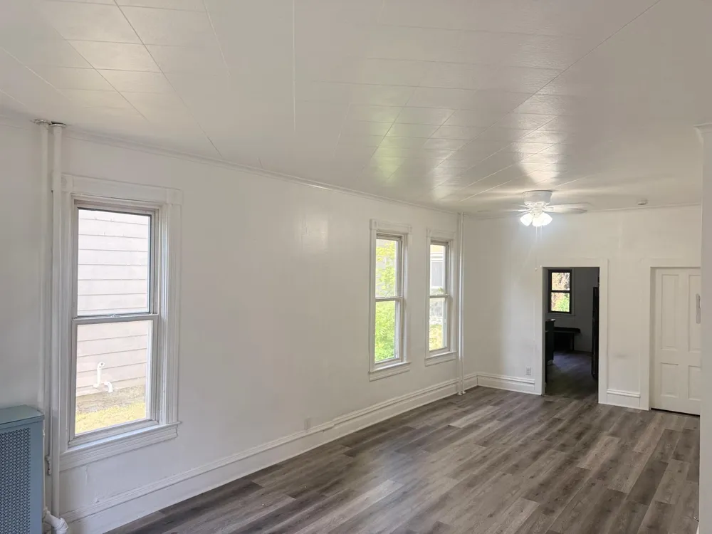 657 Plum Street Saint Paul, MN 55106