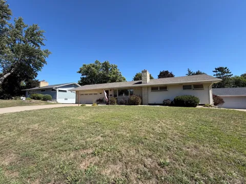 7538 Carmen Avenue