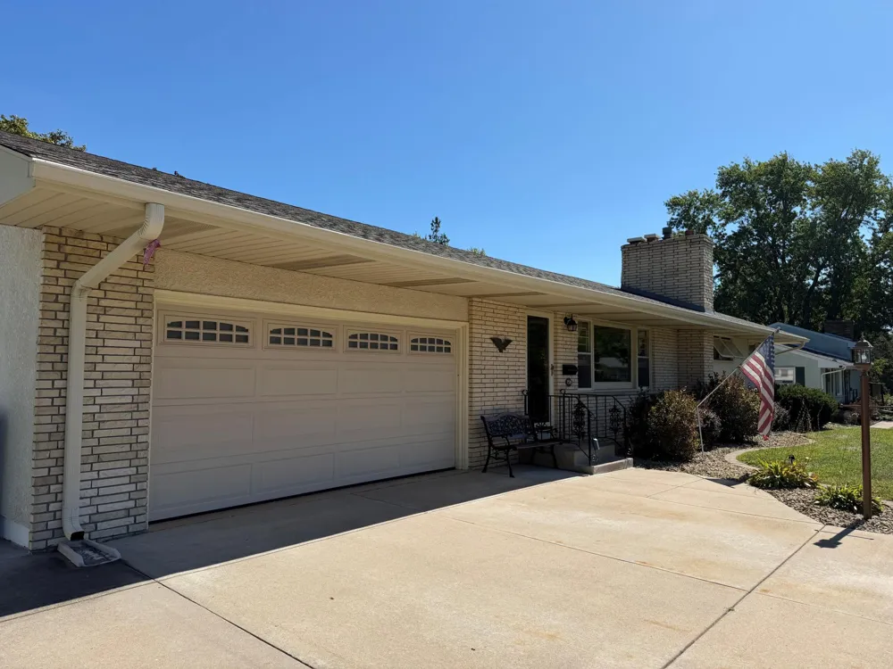 7538 Carmen Avenue Inver Grove Heights, MN 55076