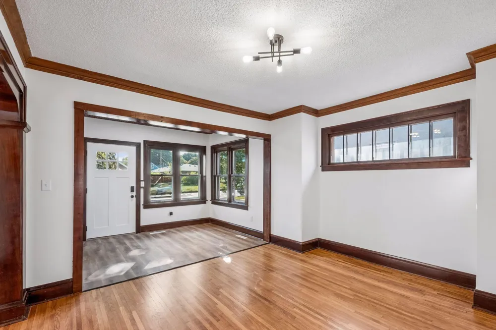 1391 White Bear Avenue Saint Paul, MN 55106