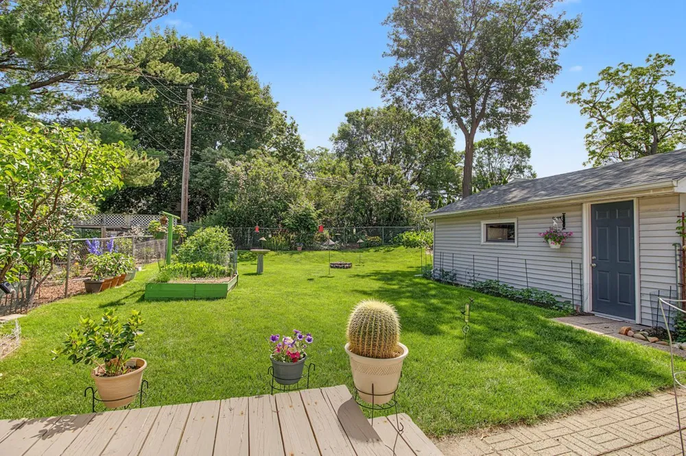 956 Winslow Avenue West Saint Paul, MN 55118
