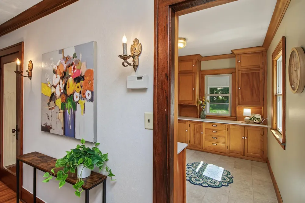 956 Winslow Avenue West Saint Paul, MN 55118