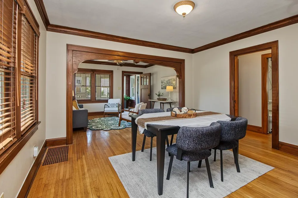 956 Winslow Avenue West Saint Paul, MN 55118