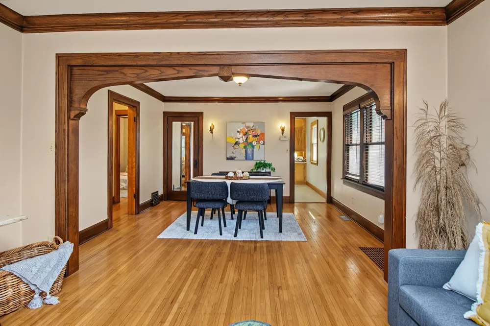 956 Winslow Avenue West Saint Paul, MN 55118