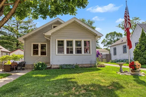956 Winslow Avenue