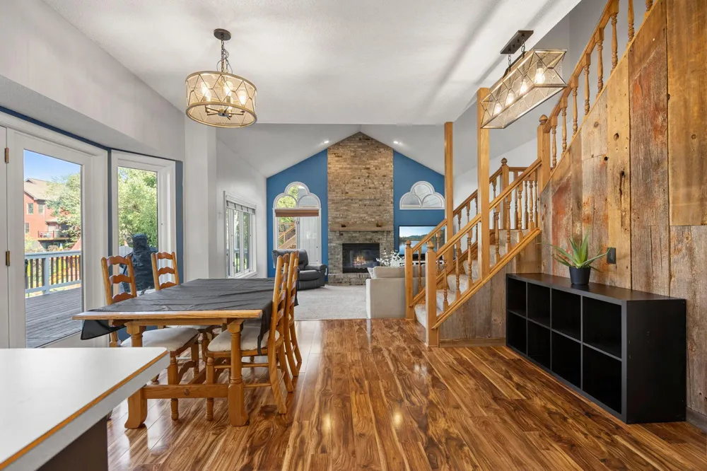 13635 Gardenia Path Apple Valley, MN 55124