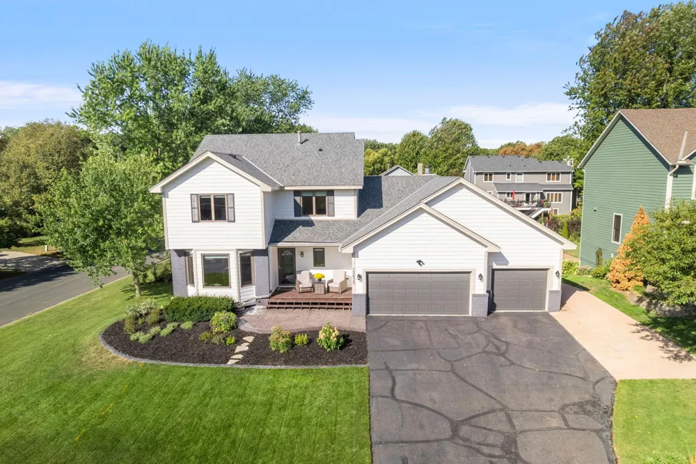 13635 Gardenia Path Apple Valley, MN 55124