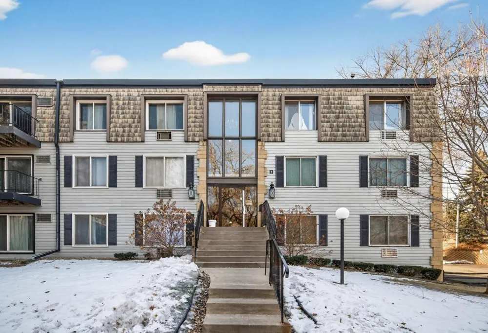 181 Little Canada Road E #334 Little Canada, MN 55117