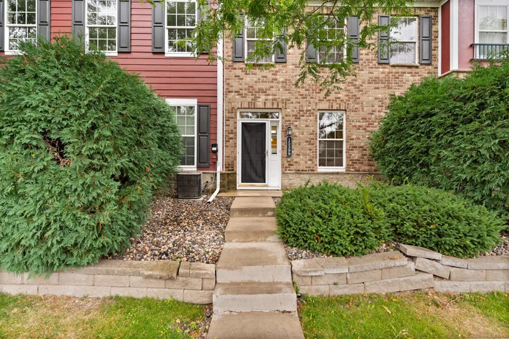 15399 Foliage Avenue #1204 Apple Valley, MN 55124