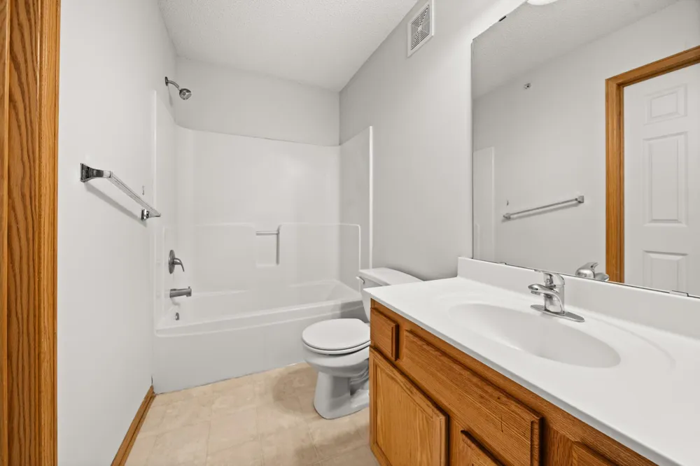 15399 Foliage Avenue #1204 Apple Valley, MN 55124