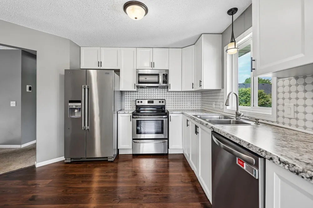 905 Walnut Street Farmington, MN 55024