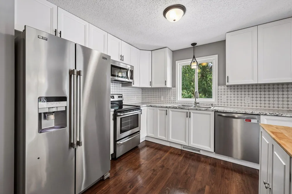 905 Walnut Street Farmington, MN 55024