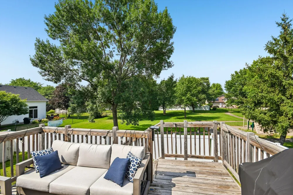 905 Walnut Street Farmington, MN 55024