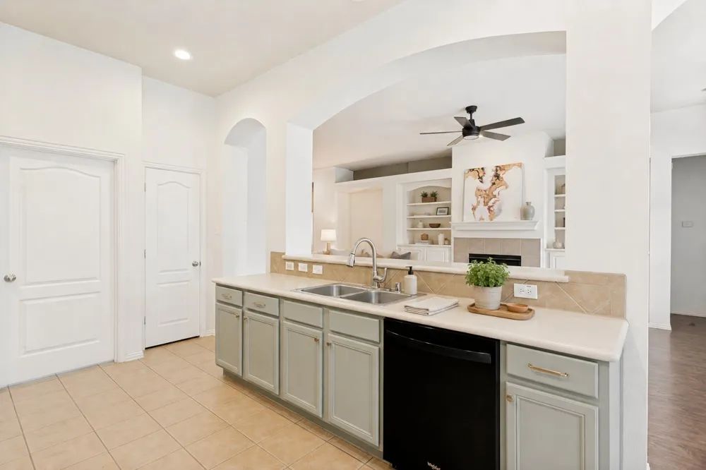 1316 Mountain Air Trail Fort Worth, TX 76131