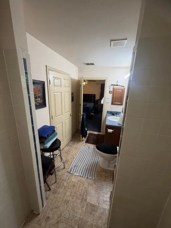 918 Bayonne Street Dallas, TX 75212