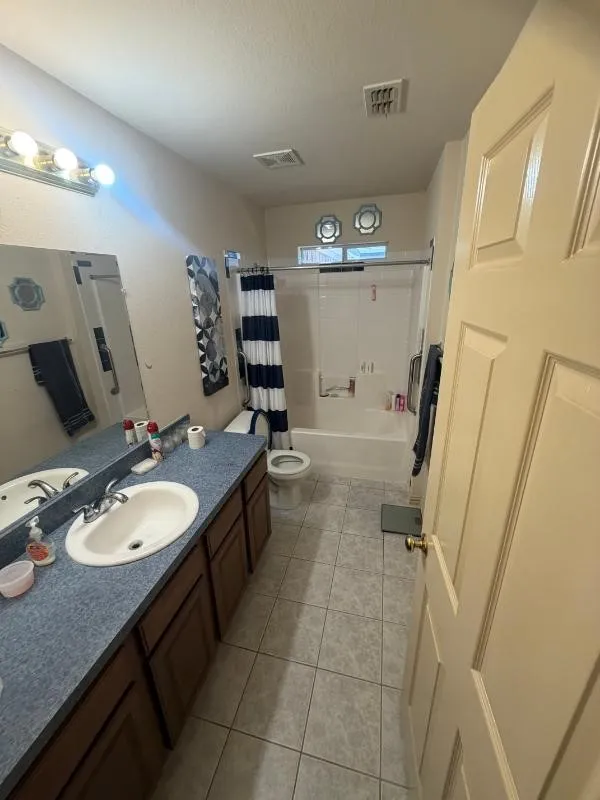 918 Bayonne Street Dallas, TX 75212