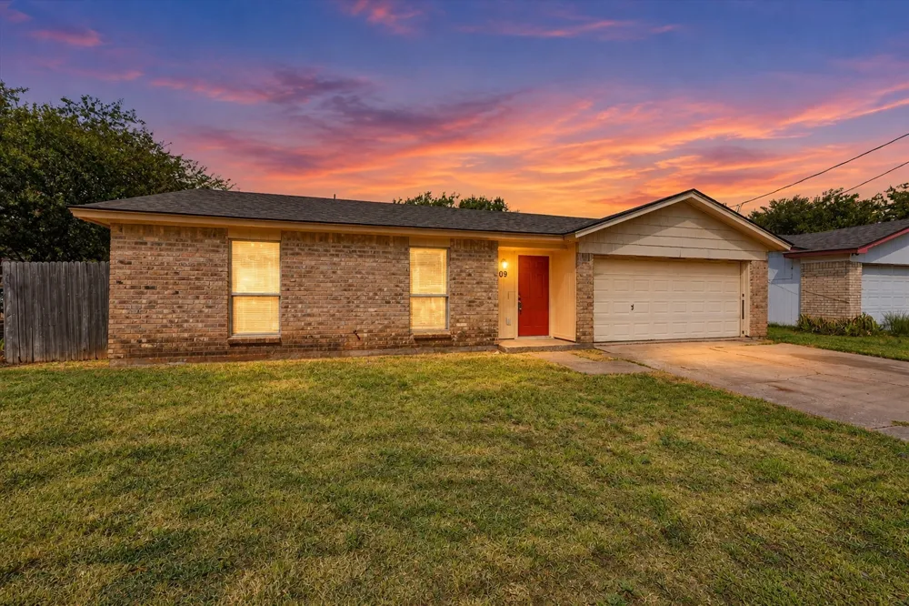209 Water Lane Crowley, TX 76036