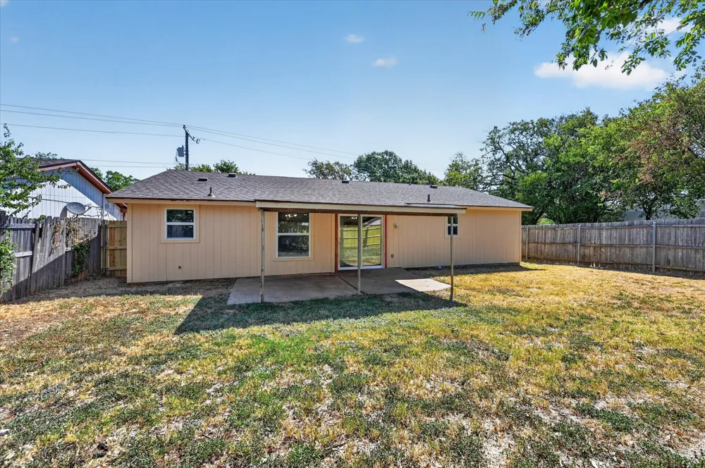 209 Water Lane Crowley, TX 76036