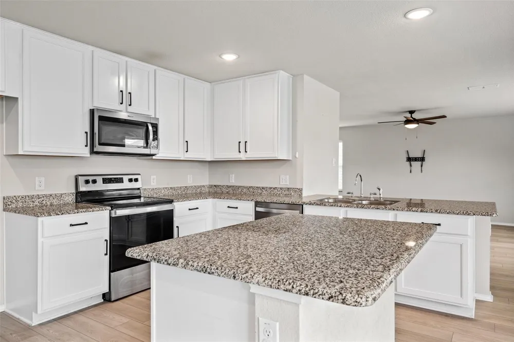 7904 Schooner Drive Fort Worth, TX 76179