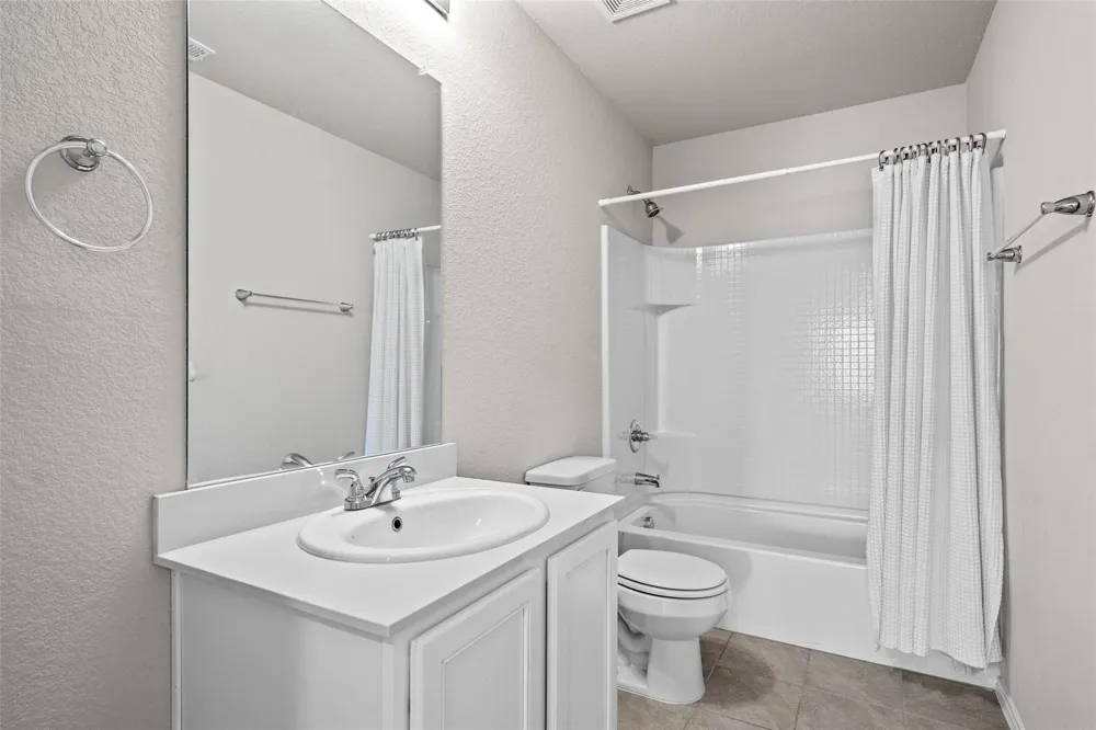 7904 Schooner Drive Fort Worth, TX 76179