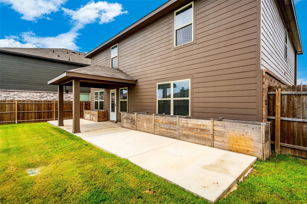 7904 Schooner Drive Fort Worth, TX 76179