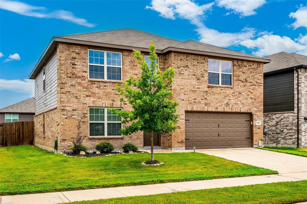 7904 Schooner Drive Fort Worth, TX 76179