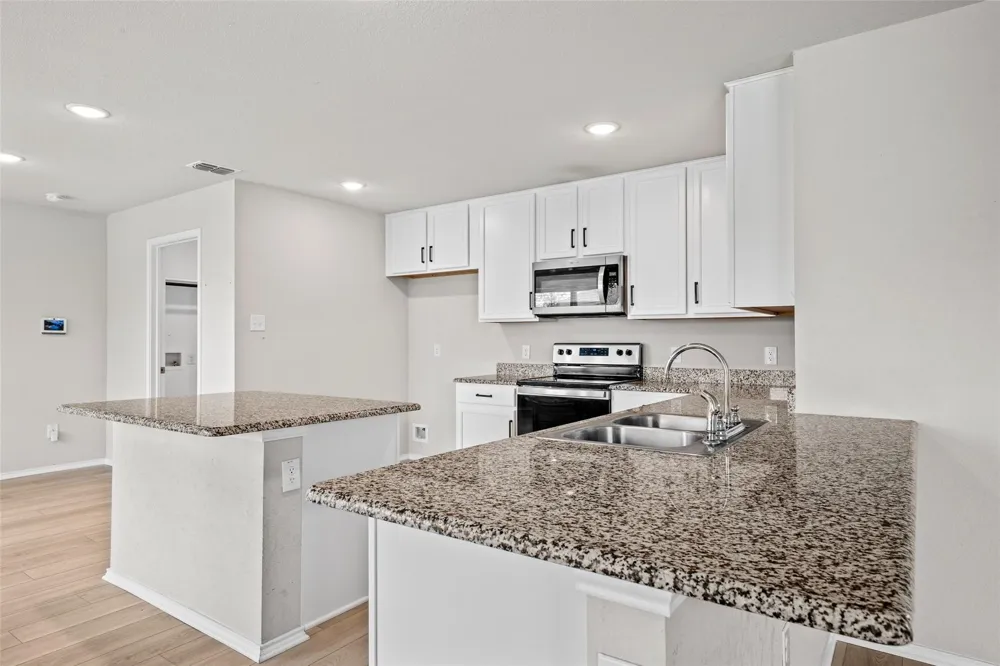 7904 Schooner Drive Fort Worth, TX 76179