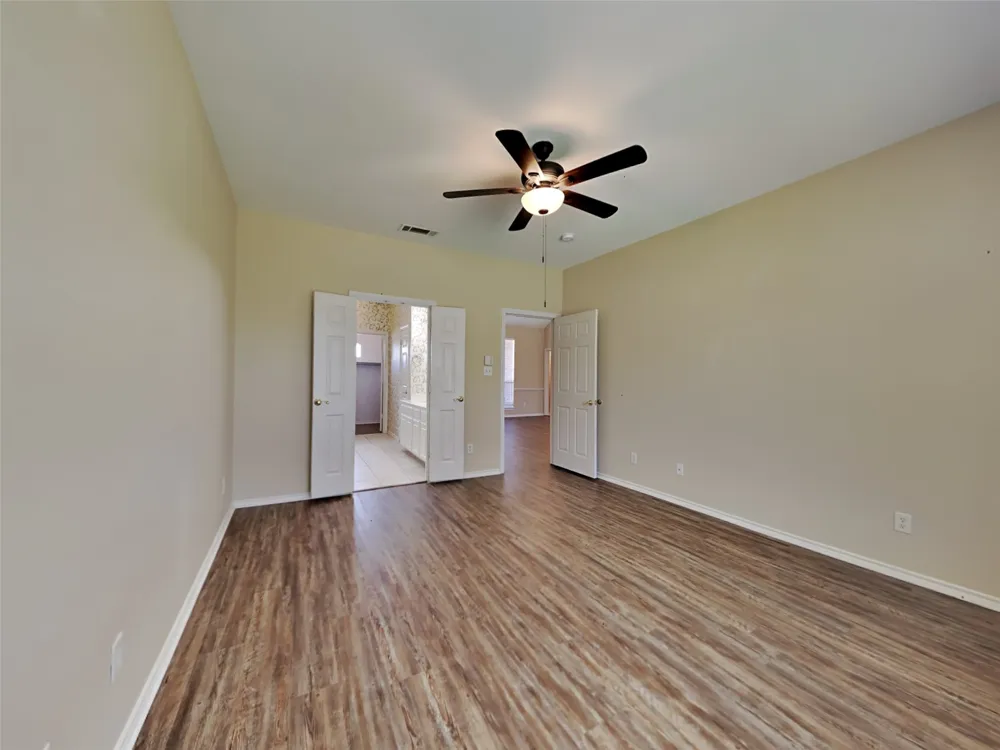 1829 Carver Drive Carrollton, TX 75010