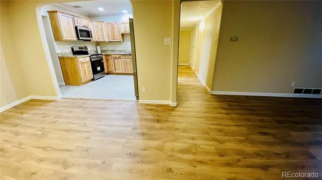 903 Quentin Street Aurora, CO 80011