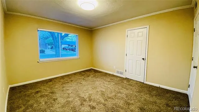 903 Quentin Street Aurora, CO 80011