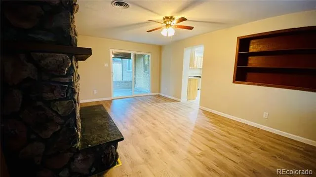 903 Quentin Street Aurora, CO 80011