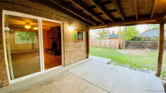 903 Quentin Street Aurora, CO 80011