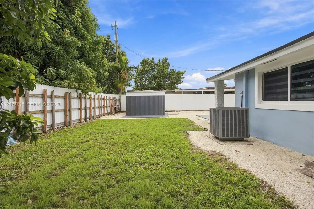 4035 SW 108th Ave Miami, FL 33165