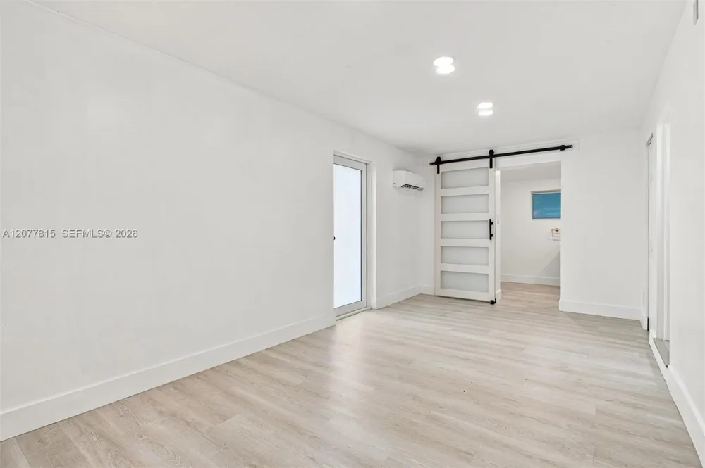 4035 SW 108th Ave Miami, FL 33165