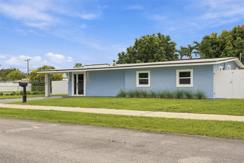 4035 SW 108th Ave Miami, FL 33165
