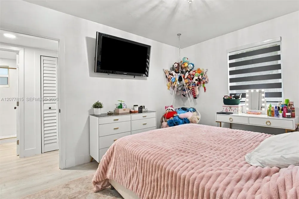 4035 SW 108th Ave Miami, FL 33165