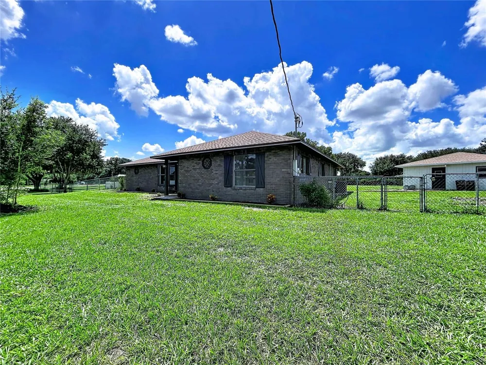 4129 FOX RIDGE BOULEVARD Wesley Chapel, FL 33543