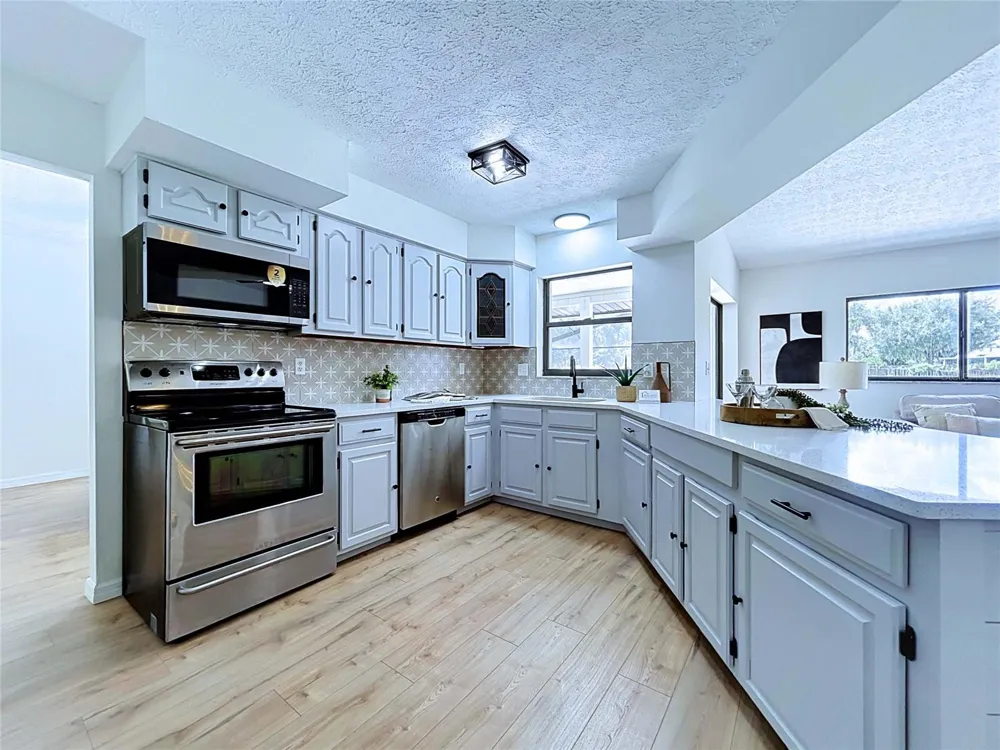 4129 FOX RIDGE BOULEVARD Wesley Chapel, FL 33543