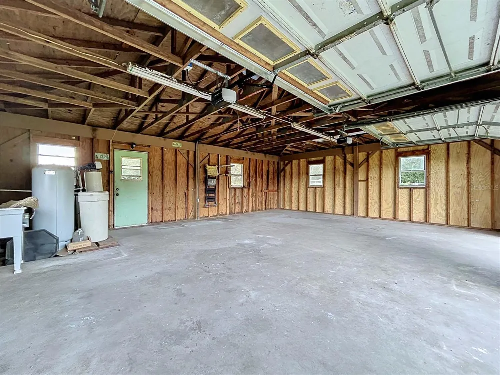 4129 FOX RIDGE BOULEVARD Wesley Chapel, FL 33543